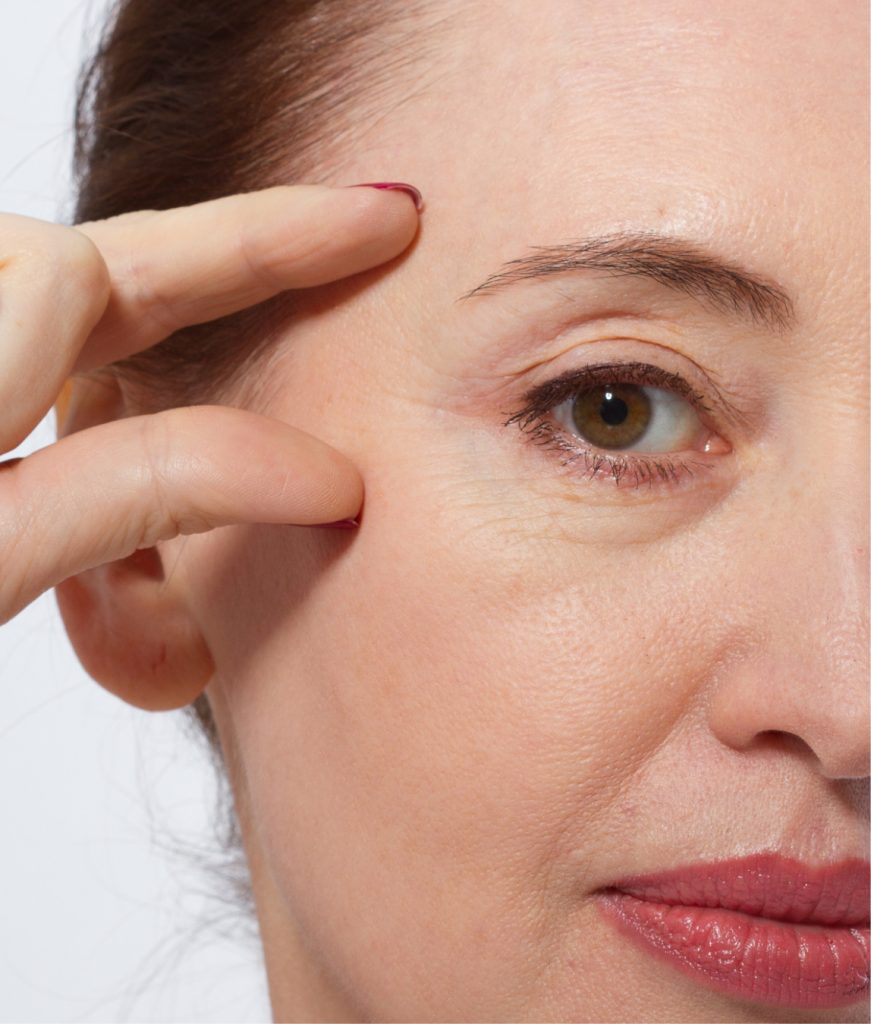 Close-up on a woman's face and eyes